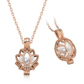 Gumush T7593 Rose Beyaz İnci Kafesli Lotus Kadın Gümüş Kolye