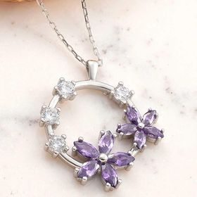 Gumush T7982 Mor Çiçek Kadın Gümüş Kolye