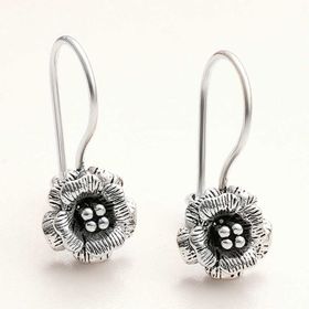 Gumush T8030 Sallantılı Gül Kadın Gümüş Küpe