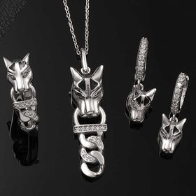 Gumush T8042 ​Kaplan Figürlü Kadın Gümüş Set