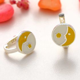 Gumush T8164 Gümüş Ay Yıldız Çocuk Küpesi