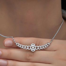 Gumush T8198 Gümüş Gurmet Zincirli Fatma Ana Eli Baget Taşlı Kadın Kolye