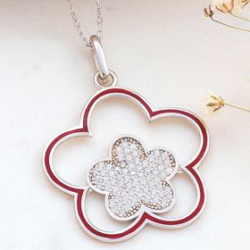 Gumush T8205 Çiçek Desenli Kadın Gümüş Kolye