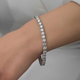 Gumush T8332 6 mm Beyaz Taşlı Su Yolu Kadın Gümüş Bileklik