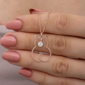 Gumush T8380 Nisan Ayı Doğum Taşı Kedi Kadın Gümüş Kolye