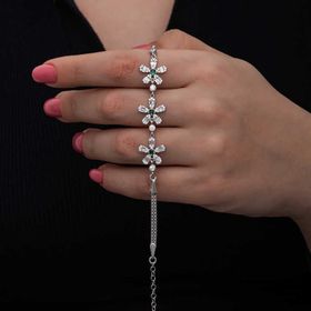 Gumush T8567 Baget Çiçek Desenli Kadın Gümüş Bileklik
