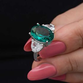 Gumush T8587 Gümüş Yeşil Renk Paraiba Taşlı Kadın Yüzük