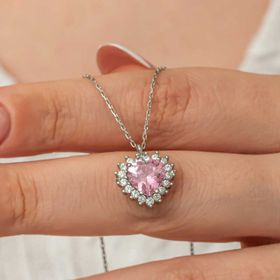 Gumush T8829 Pembe Taşlı Kalp Kadın Gümüş Kolye