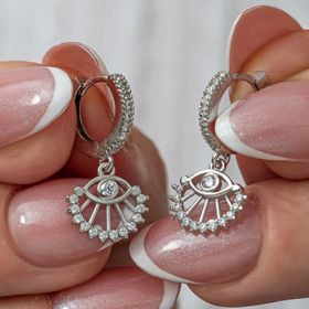 Gumush T8847 Sallantılı Göz Kadın Gümüş Küpe