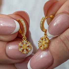 Gumush T8916 Sallantılı Gold Kar Tanesi Kadın Gümüş Küpe