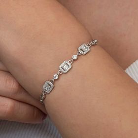 Gumush T8965 3'lü Baget Taşlı Kadın Gümüş Bileklik