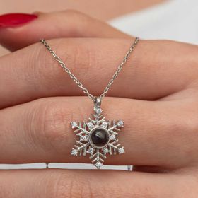 Gumush T8990 100 Dilde Seni Seviyorum Kar Tanesi Kadın Gümüş Kolye