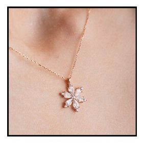 Gümüşistan 925 Ayar Lotus Çiçeği Gümüş Kolye