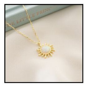 Gümüşistan 925 Ayar Opal Taşlı Güneş Gümüş Kolye