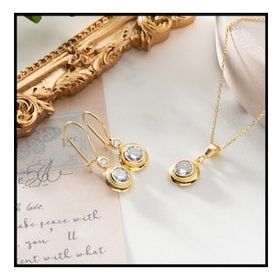 Gümüşistan 925 Ayar Trend Tektaş Gümüş Kolye Küpe Takı Seti