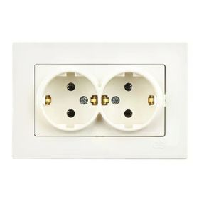 Günsan Elektrik Fildişi Beyazı Çocuk Korumalı Çerçeveli Topraklı Priz