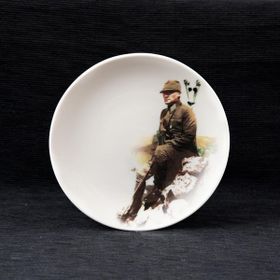 Güral Porselen Atatürk Dekoratif Tabak