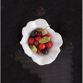 Güral Porselen Yaprak 18 cm Şekerlik