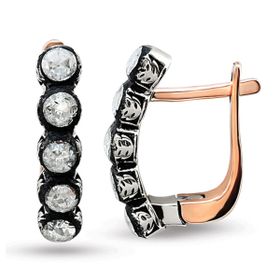 Harem Altın EK9 0.59 ct Elmas Zümrüt Pırlanta Küpe
