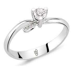 Harem Altın RM30074 0.30 ct Pırlanta Tektaş Yüzük