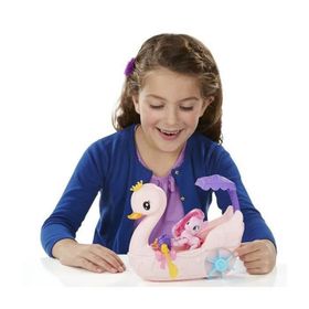 Hasbro B3600 My Little Pony Pinkie Pie'ın Sandalı