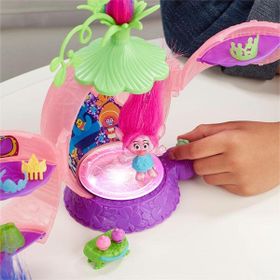 Hasbro B6560 Trolls Poppy'nin Taç Giyme Töreni Aksiyon Figürleri