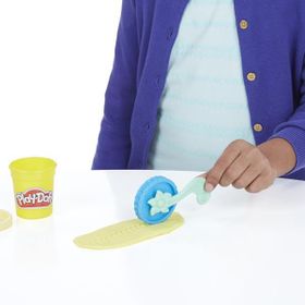 Hasbro Play-Doh B1859 Kraliyet Sarayı Oyun Seti
