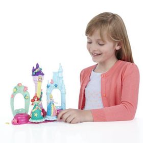 Hasbro Play-Doh B1859 Kraliyet Sarayı Oyun Seti
