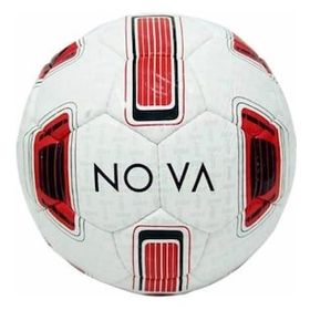 Hattrick Nova 5 No Futbol Topu