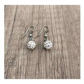 Hdmarketim Şambala Model Swarovski Taşlı Küçük Beyaz Sallantılı Küpe