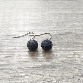 Hdmarketim Şambala Model Swarovski Taşlı Siyah Sallantılı Küpe