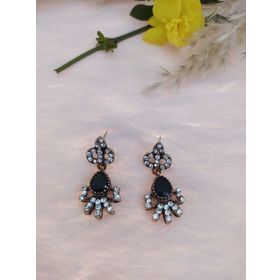 Hdmarketim Swarovski Siyah Işıltılı Taşlı Sallantılı Küpe