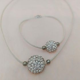 Hdmarketim Swarovski Taşlı Kaucuk Bileklikli Kolye