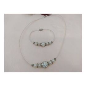 Hdmarketim Swarovski Taşlı Sıra İncili Kaucuk Bileklikli Kolye