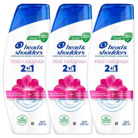 Head & Shoulders İpeksi Yumuşaklık Kepeğe Karşı Etkili 3x300 ml Şampuan