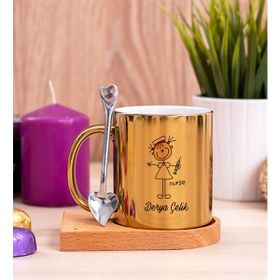 Hediye Dükkanı Hemşire Karikatürü Ahşap Altlıklı Kaşıklı Gold Kupa Bardak
