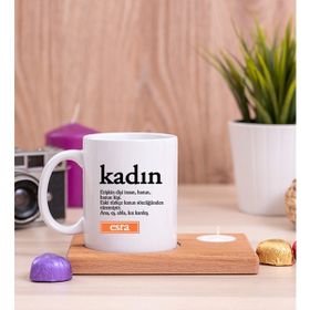Hediye Dükkanı Kadın Kelime Anlamı Ahşap Altlıklı Mumlu Beyaz Kupa Bardak