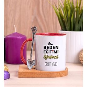 Hediye Dükkanı Kişiye Özel Beden Eğitimi Öğretmeni Ahşap Altlıklı Kaşıklı Kırmızı Kupa
