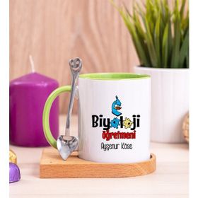 Hediye Dükkanı Kişiye Özel Biyoloji Öğretmeni Ahşap Altlıklı Kaşıklı Yeşil Kupa