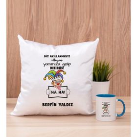 Hediye Dükkanı Kişiye Özel Biz Akıllanmayız Tasarım Esprili Mavi Kupa Bardak ve Kare Yastık