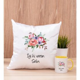 Hediye Dükkanı Kişiye Özel Çiçek Buketi İsimli Sarı Kupa Bardak ve Kare Yastık