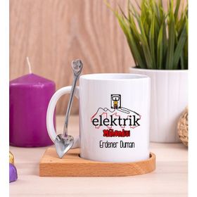 Hediye Dükkanı Kişiye Özel Elektrik Mühendisi Ahşap Altlıklı Kaşıklı Beyaz Kupa Bardak