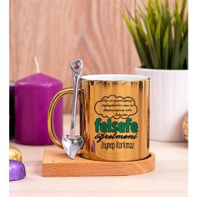 Hediye Dükkanı Kişiye Özel Felsefe Öğretmeni Ahşap Altlıklı Kaşıklı Gold Kupa Bardak