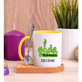 Hediye Dükkanı Kişiye Özel Gıda Mühendisi Ahşap Altlıklı Kaşıklı Sarı Kupa