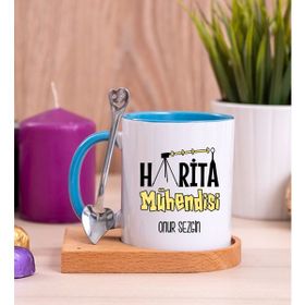 Hediye Dükkanı Kişiye Özel Harita Mühendisi Ahşap Altlıklı Kaşıklı Mavi Kupa