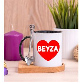 Hediye Dükkanı Kişiye Özel İsim Yazılı Kırmızı Kalpli Ahşap Altlıklı Kaşıklı Siyah Kupa Bardak