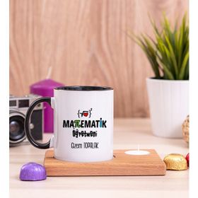 Hediye Dükkanı Kişiye Özel Matematik Öğretmeni Ahşap Altlıklı Mumlu Siyah Kupa