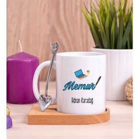 Hediye Dükkanı Kişiye Özel Memur Ahşap Altlıklı Kaşıklı Beyaz Kupa Bardak