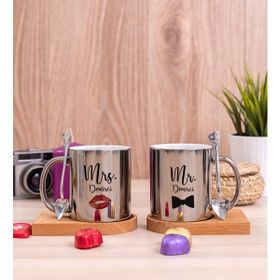 Hediye Dükkanı Kişiye Özel Mr. - Mrs. Tasarımlı İkili Ahşap Altlıklı Silver Kupa Bardak
