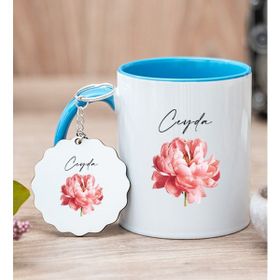 Hediye Dükkanı Kişiye Özel Pembe Çiçekli İsme Özel Mavi Kupa Bardak ve Anahtarlık